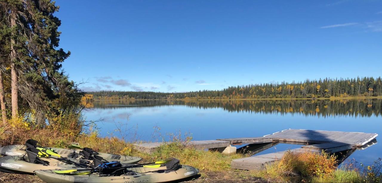Red Cariboo Apartments Anahim Lake Экстерьер фото