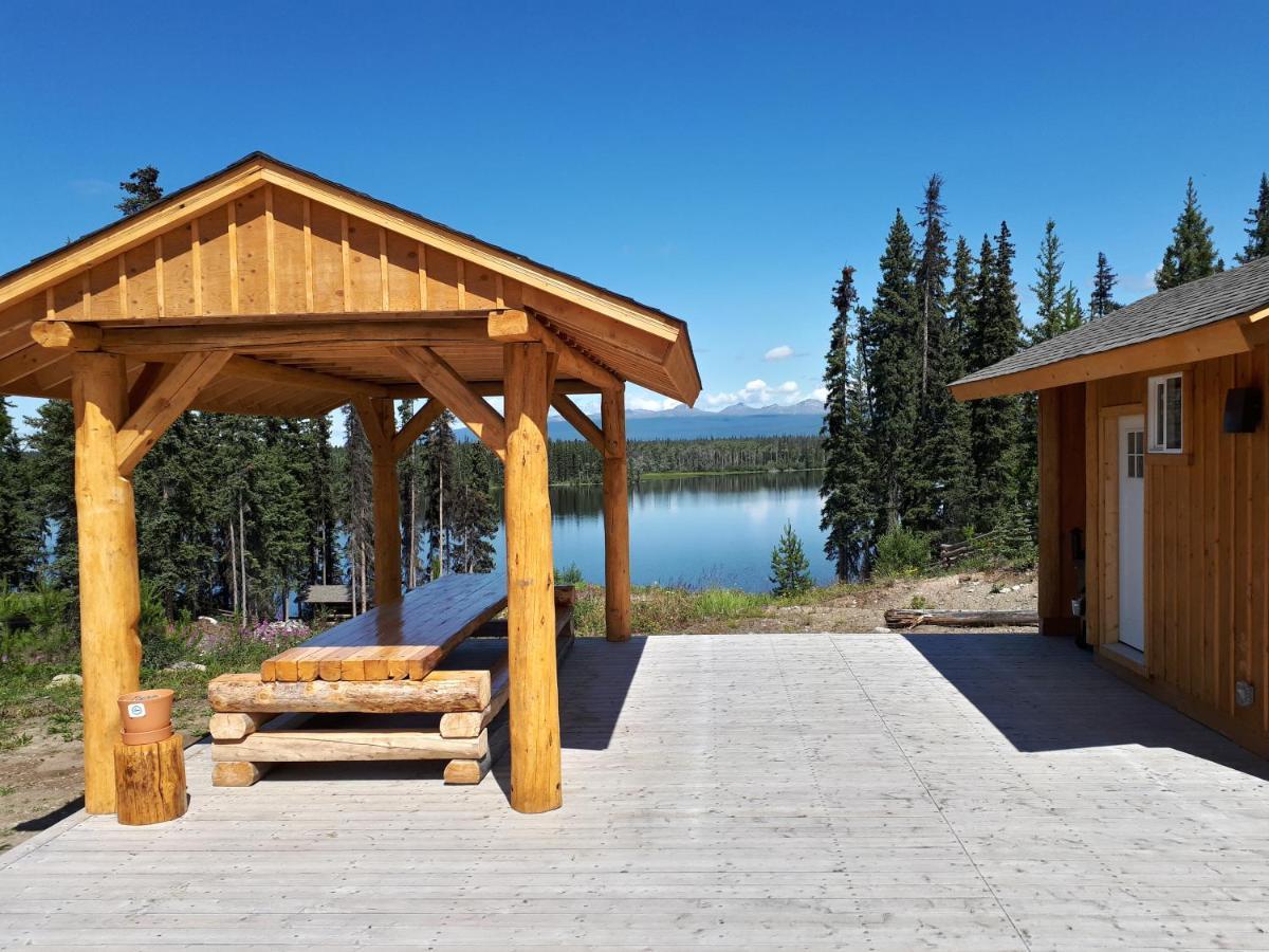 Red Cariboo Apartments Anahim Lake Экстерьер фото